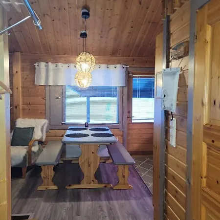 Vuosselintaehti 8 B Apartament